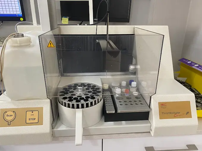 Interior de la farmacia